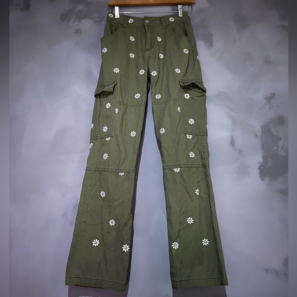 Brand is forever 21, they are soft cargo pants breathable, very good quality